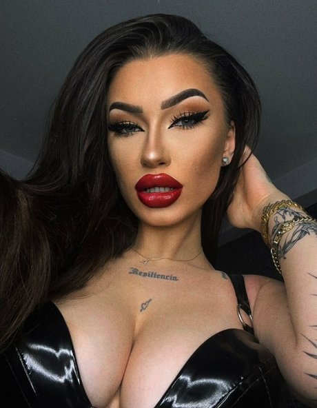 LaReinaMalvadaa porn star image