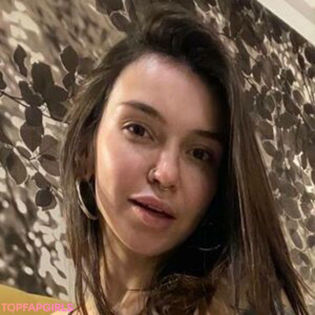 KiraFemmeFatal nice model gallery