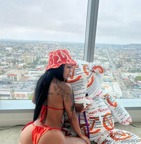 exoticblasiann high quality star image