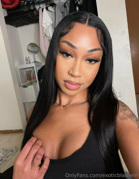exoticblasiann high quality pornstar photo