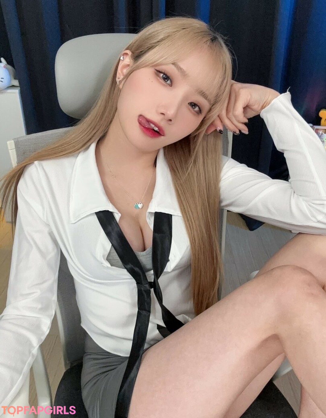 Woojungx4 model adult pictures