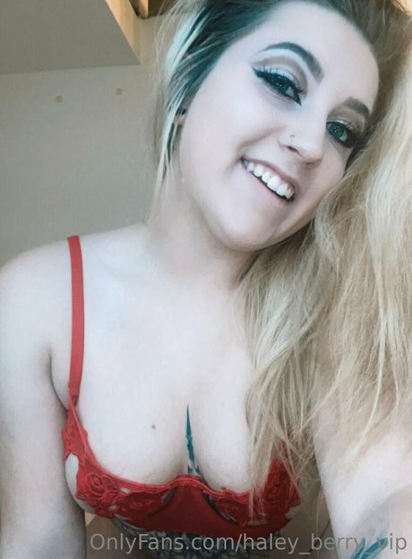 haley berry model free pic