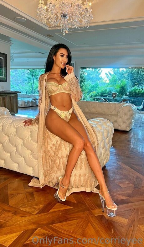 corrieyee pornstar beautiful image