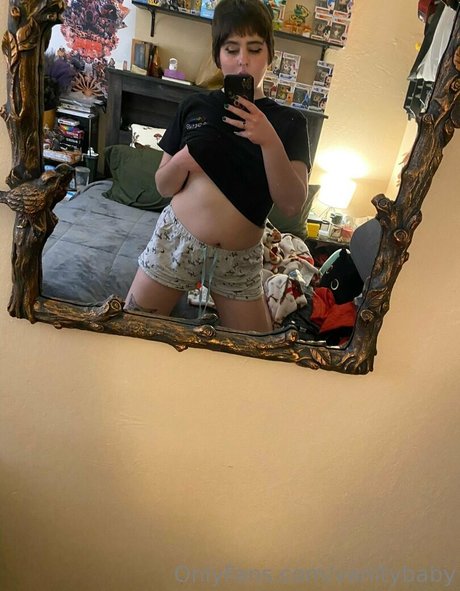 vanitybaby exclusive star images