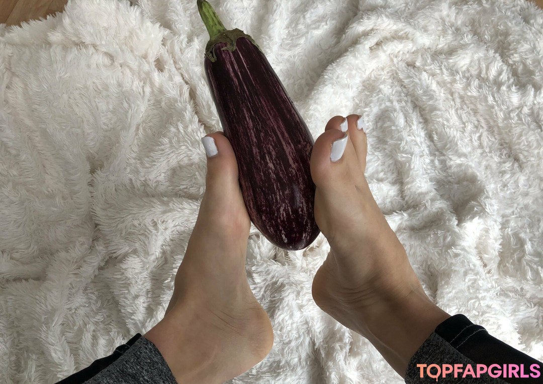 perfectteenfeet model top pictures