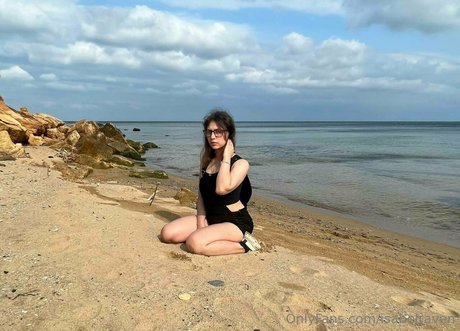 isabelraven sex model pictures