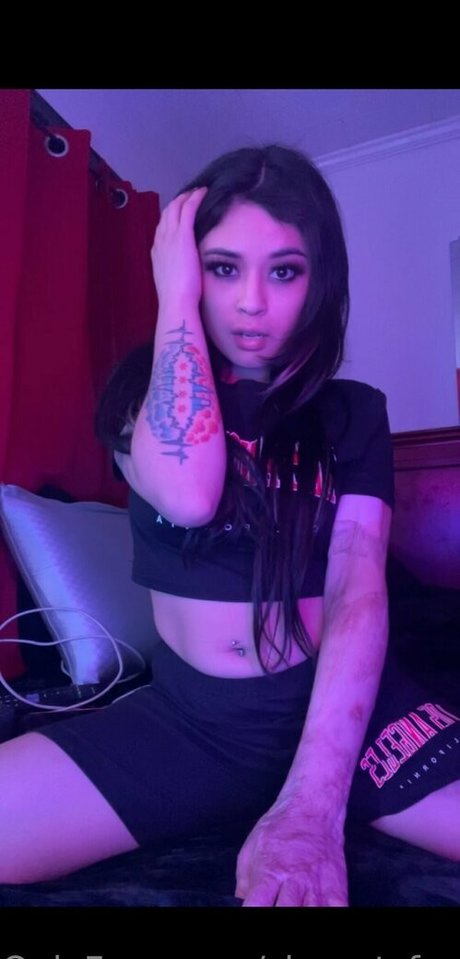 shegetsfreaky top profile image