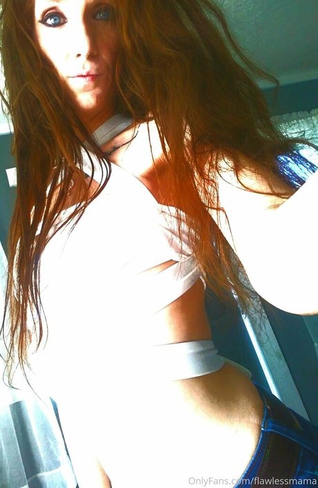 flawlessmama exclusive actress picture