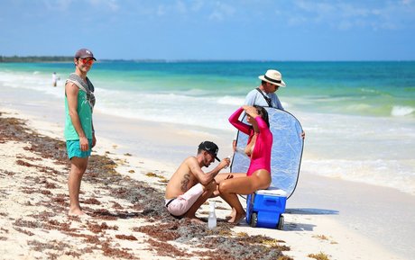 Priscilla Huggins perfect model image