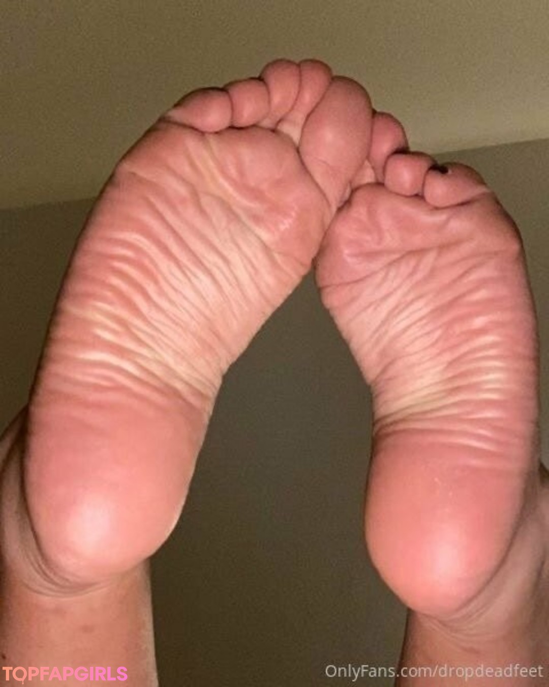 dropdeadfeet star exclusive pics