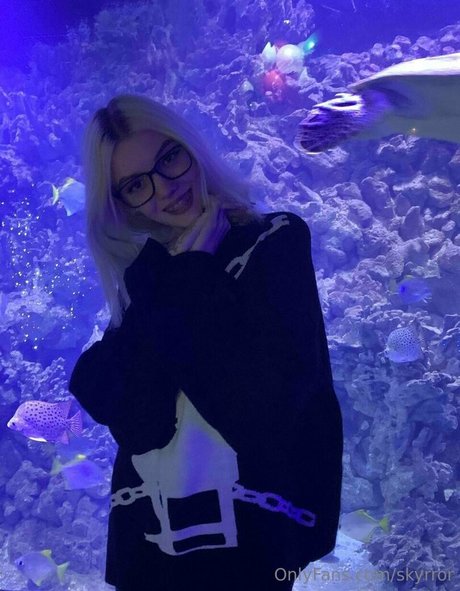 skyrror sex actress picture