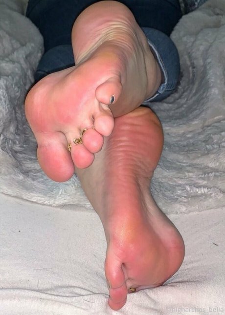 higharches bella exclusive pornstar pictures