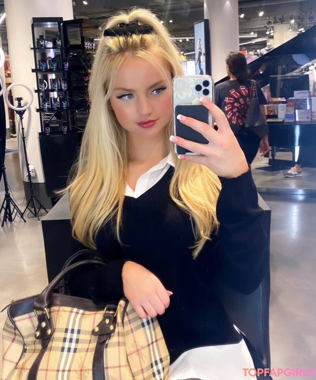 Alta Sweet Tabar hd pornstar img