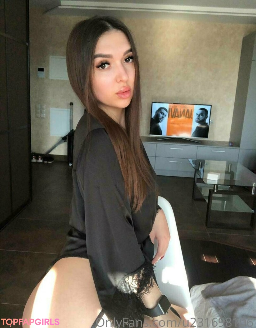 flat chested onlyfans adult photos