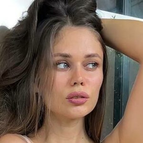 bodybuilder male onlyfans porn img