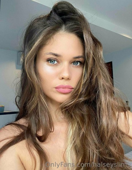 halseyslims1 hot star pics