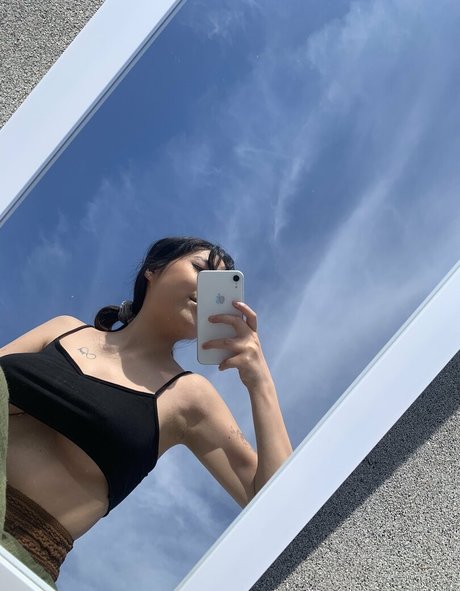 uniquecornprincess sexy model pic