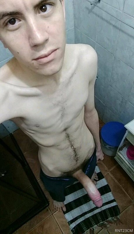 rnt23cm model pornographic photos