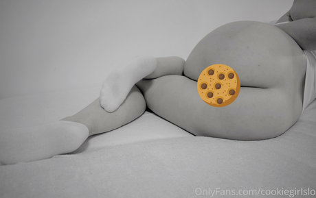 cookiegirlslo model hot gallery
