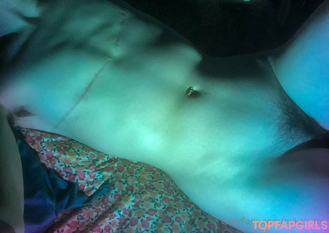 faguettemikah exclusive pornstar photo