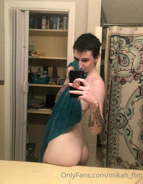 faguettemikah star top picture