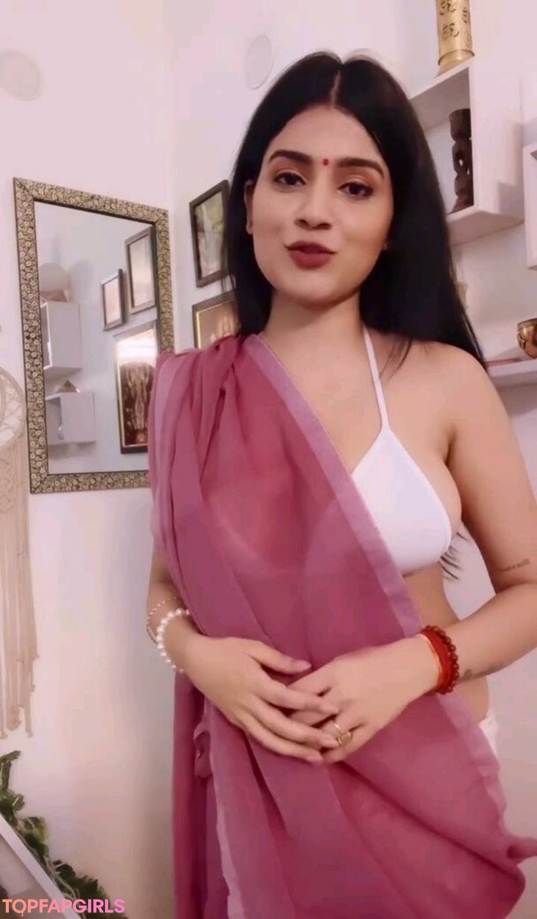 Nidhi Chaudhary pornstar sexy img