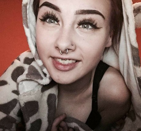 PrincessCourtXO exclusive actress img