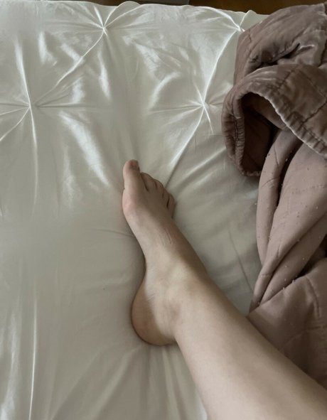 PrincessCourtXO porn model photo