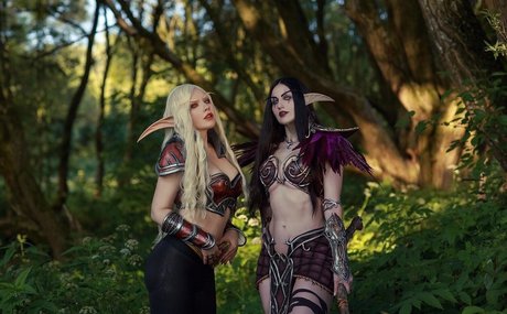 Mi2ray Cosplay naked pornstar gallery