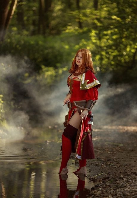 Mi2ray Cosplay porn actress image