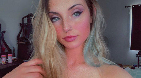 babynug9820 exclusive model pics