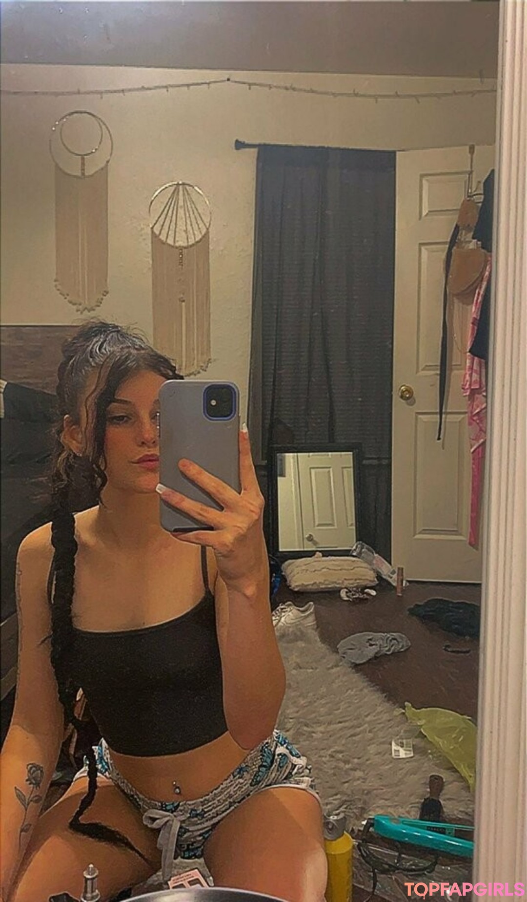 lotti 1400 pretty pornstar img