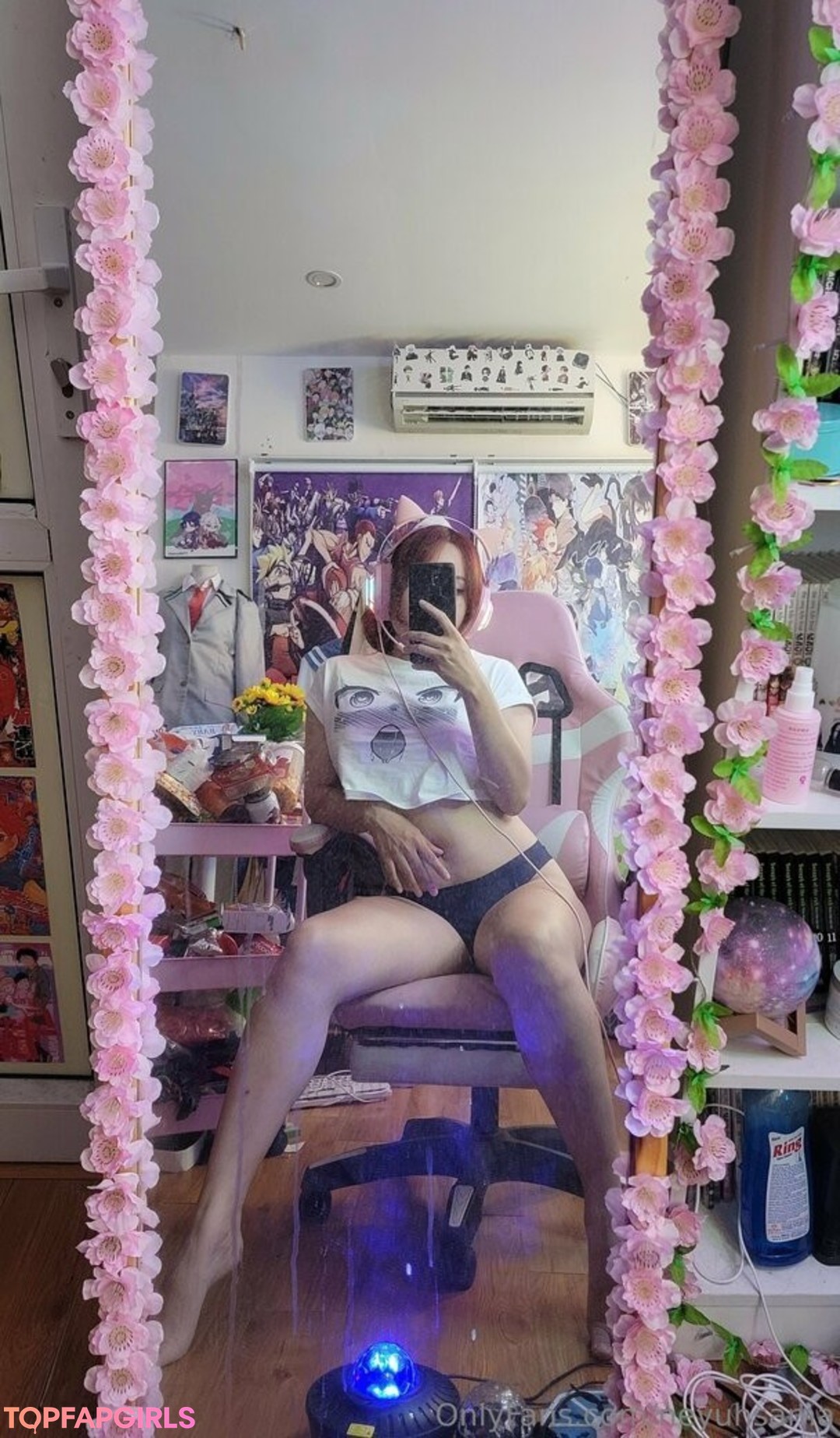 Neyu H Cosplay beautiful model img