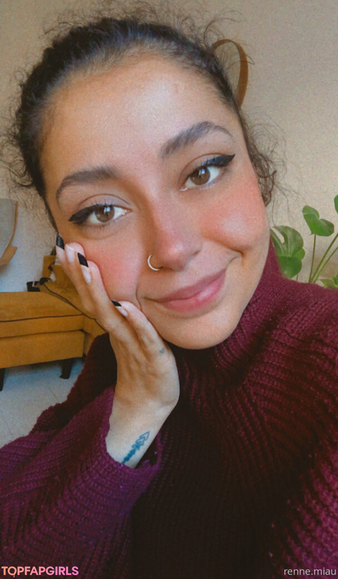 renne miau pornstar exclusive image
