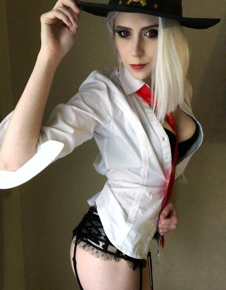 camghoul star nude images