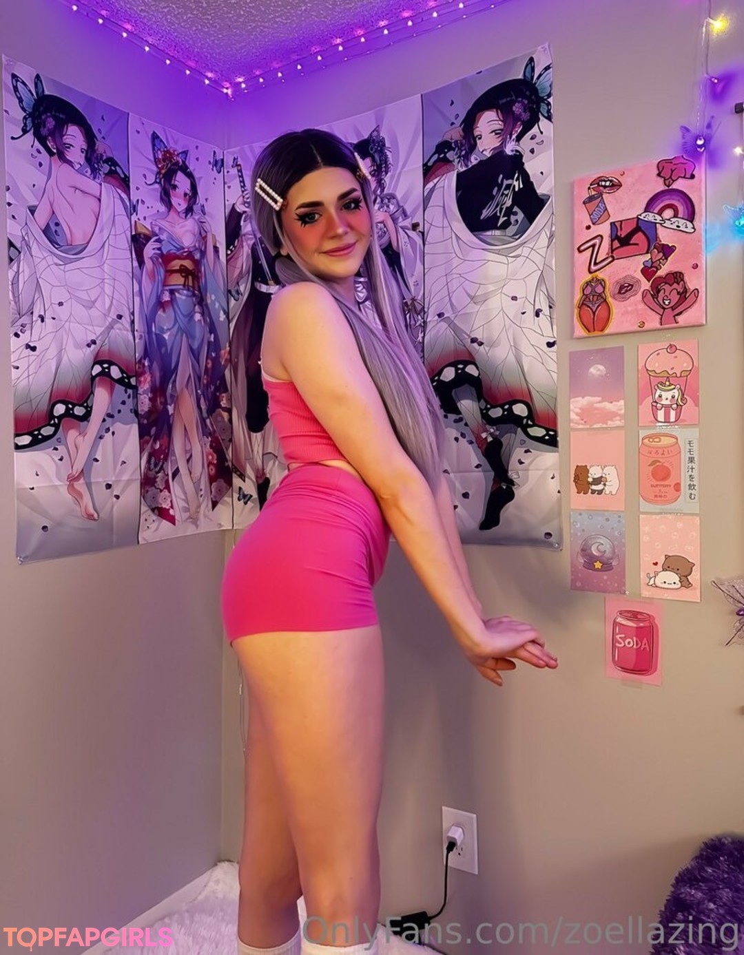 zoellazing nude model image