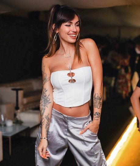 black female onlyfans sexy photos