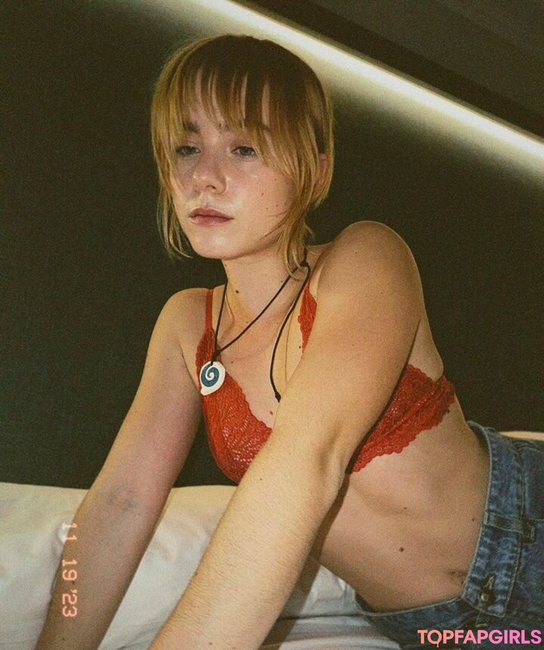 claaragalle hot star picture