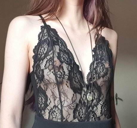 luvskittie sexy actress picture