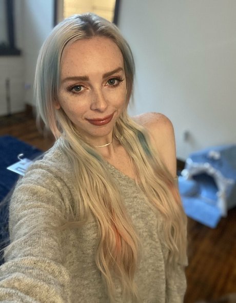 remireagan free pornstar pics