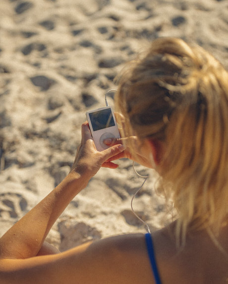 Klarahellqvistt model adult pictures