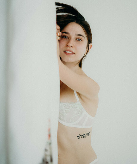 Inbal Yundler model porn gallery