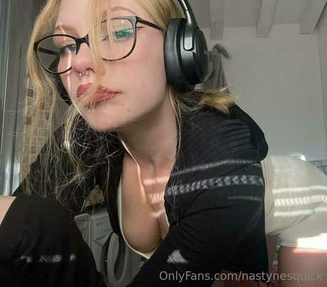 nastynesquick exclusive pornstar archive