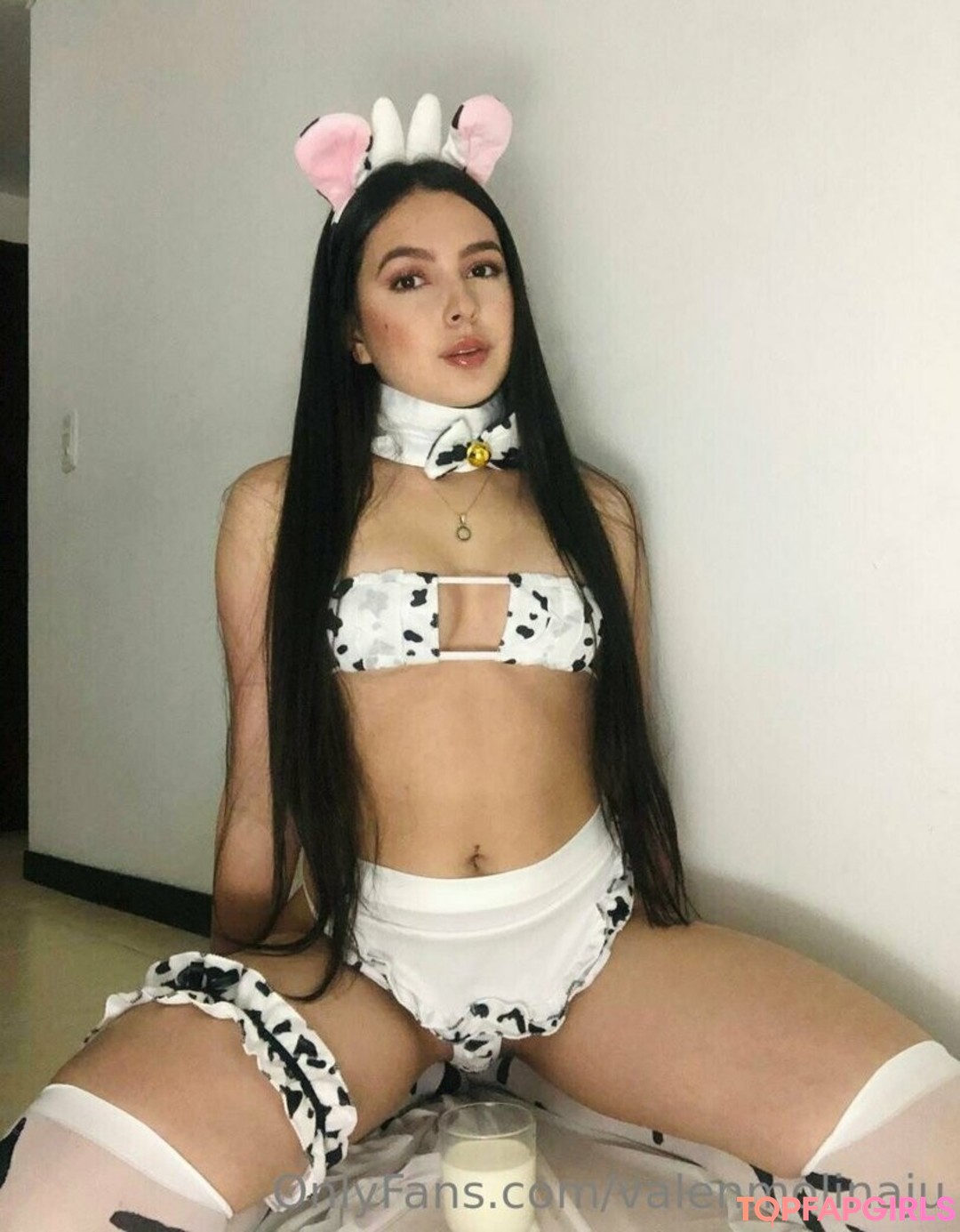 valenmolinaju pornstar art picture