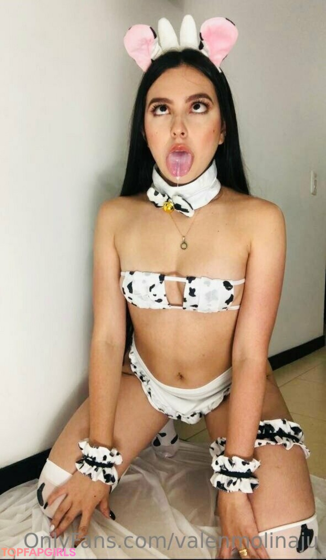 valenmolinaju pornstar pretty pic