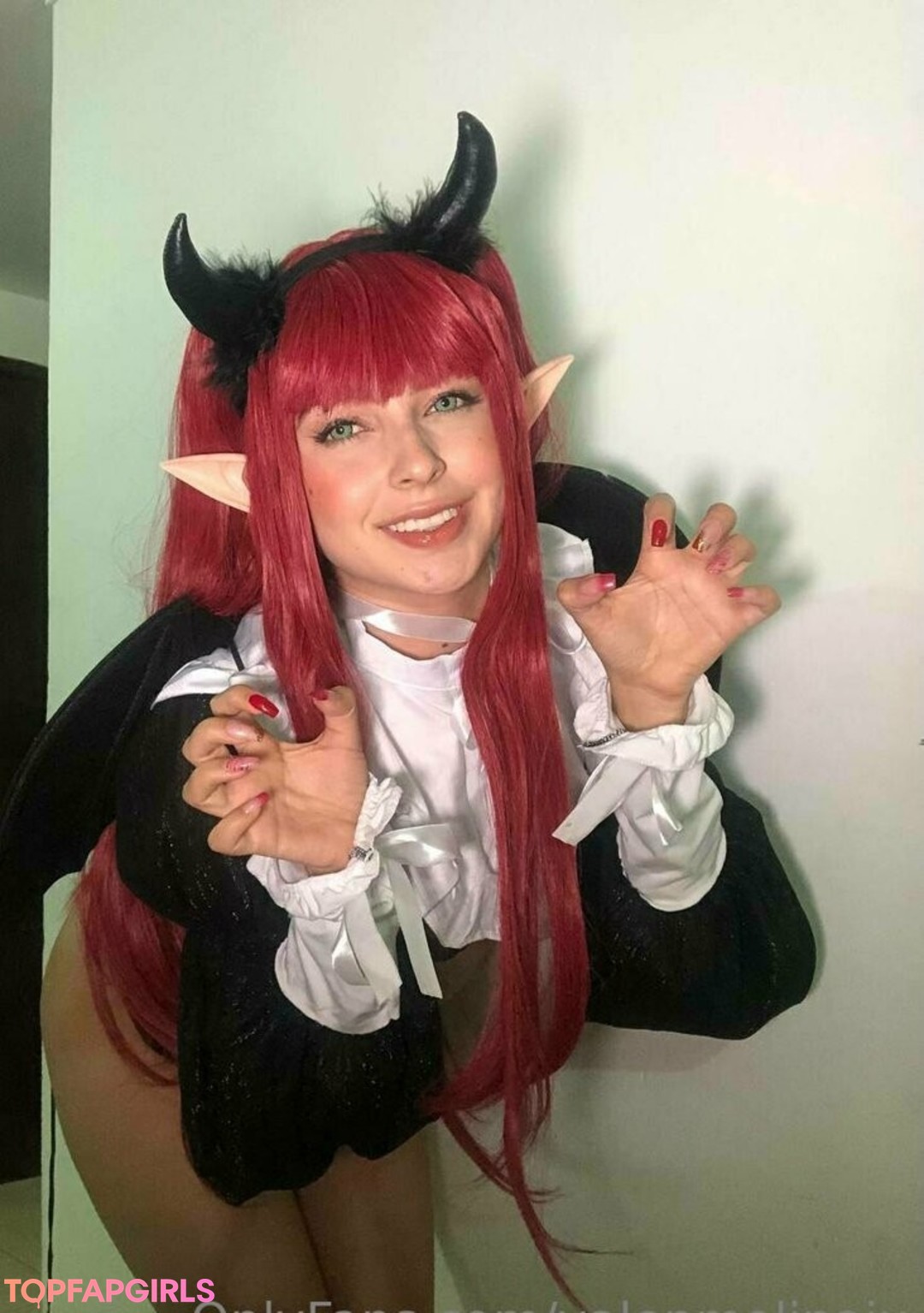 valenmolinaju nudes model pics