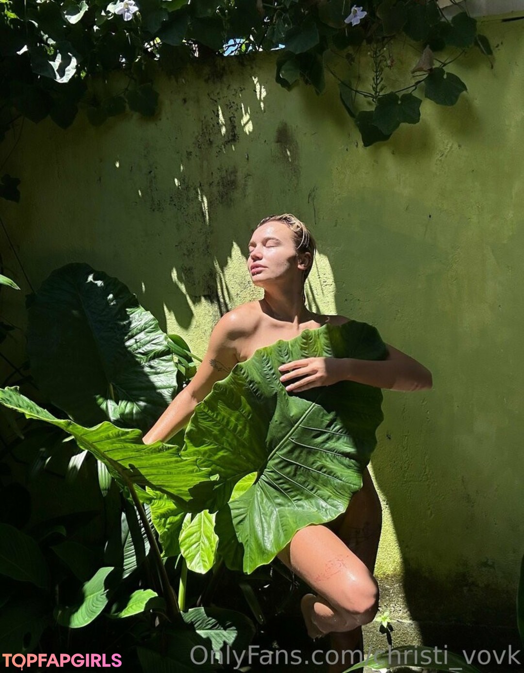 Christi Vovk erotic actress photos