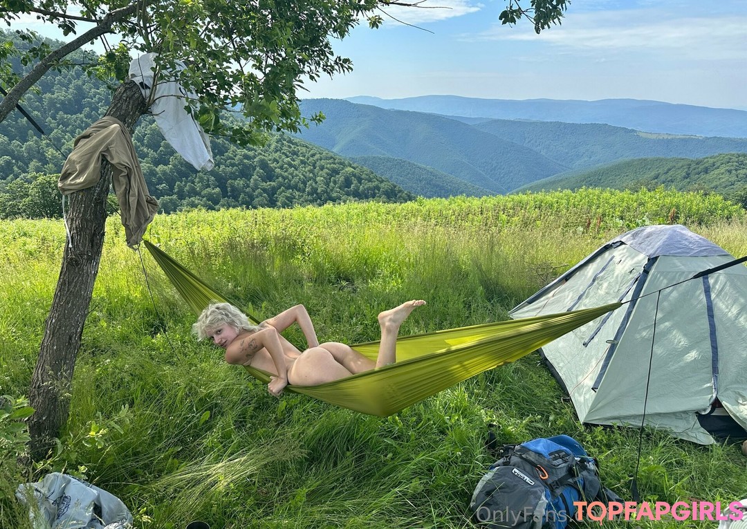 Christi Vovk hot model picture