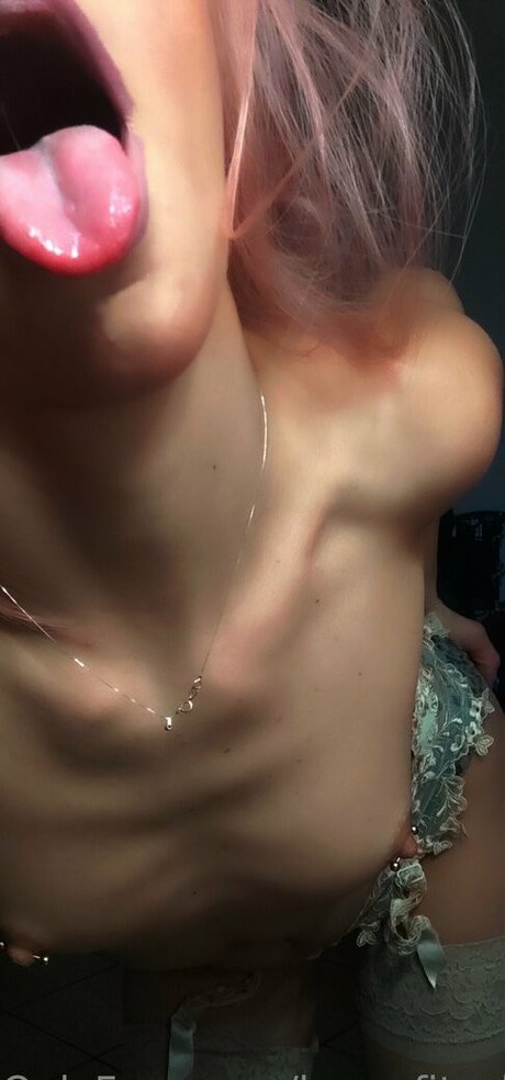 boomfitsabry erotic pornstar img