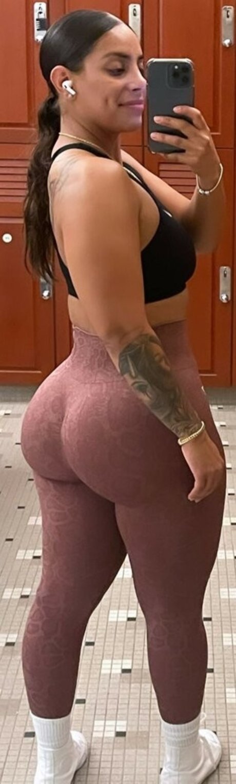 janibel b beautiful star photos